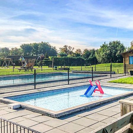 3 Bedroom Stunning Stacaravan In Tzummarum Εξωτερικό φωτογραφία